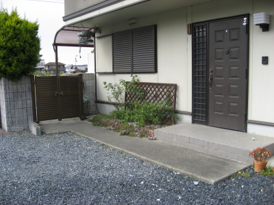 リフォーム前　アプローチ　東近江市Ｋ様邸