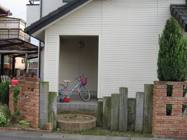 リフォーム前　花壇スペース　守山市Ｔ様邸
